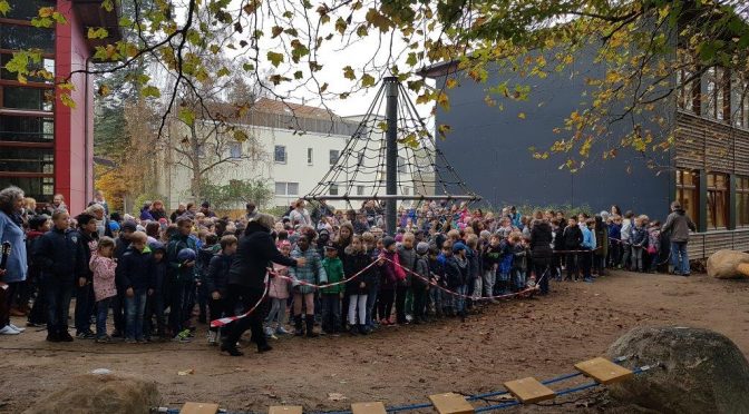 03.11.2017 – Balancier-Strecke auf dem Schulhof wurde eingeweiht